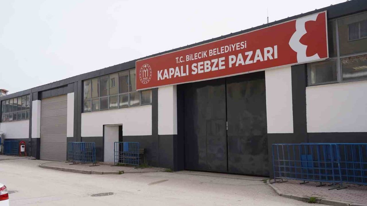 Bilecik'te Kapalı Pazar Alanında Bakım ve Yenileme Çalışması Yürütüldü