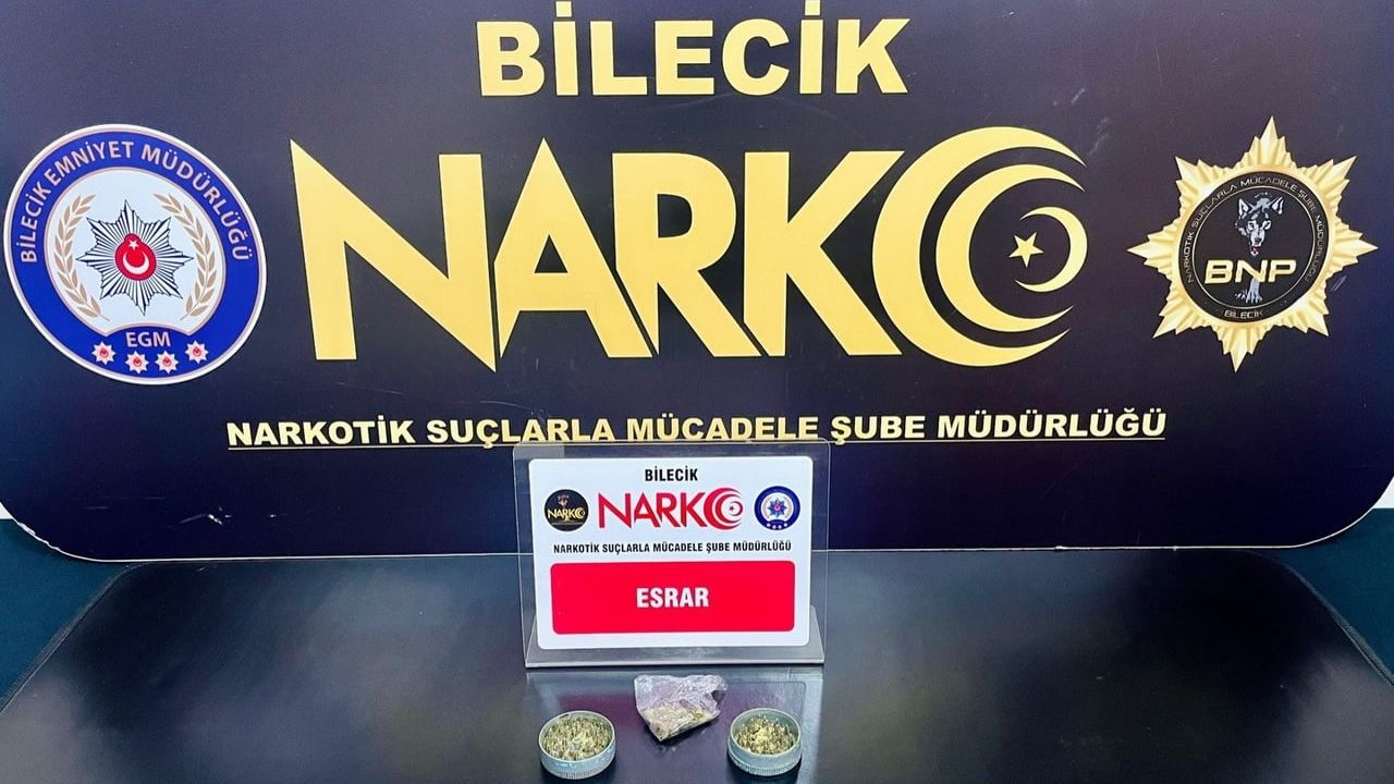 Bilecik’te narkotik operasyonunda esrar ve grinder ele geçirildi, 1 gözaltı