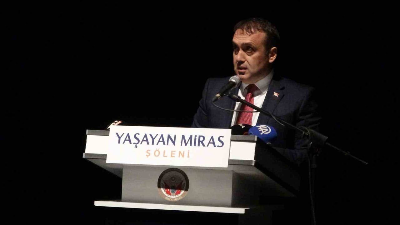 Bilecik'te 'Yaşayan Miras Şöleni' düzenlendi: Şeyh Edebali'nin 700. vefat yılı UNESCO kapsamına alındı