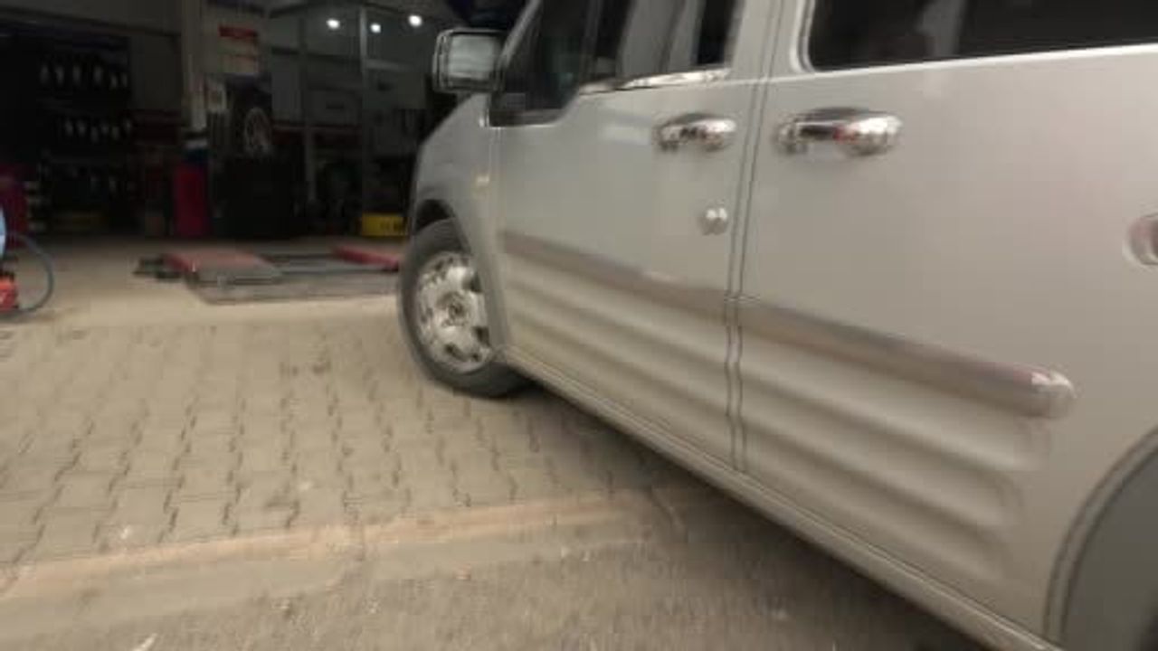 Bingöl'de serin hava yazlık lastik değişimini geciktirdi