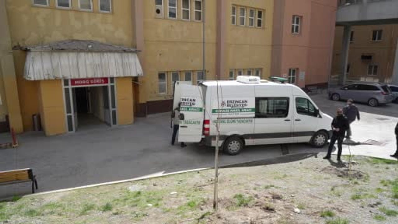 Bodrum’daki göçmen faciasında yaşamını yitiren 9 kişi Erzincan’da defnedildi