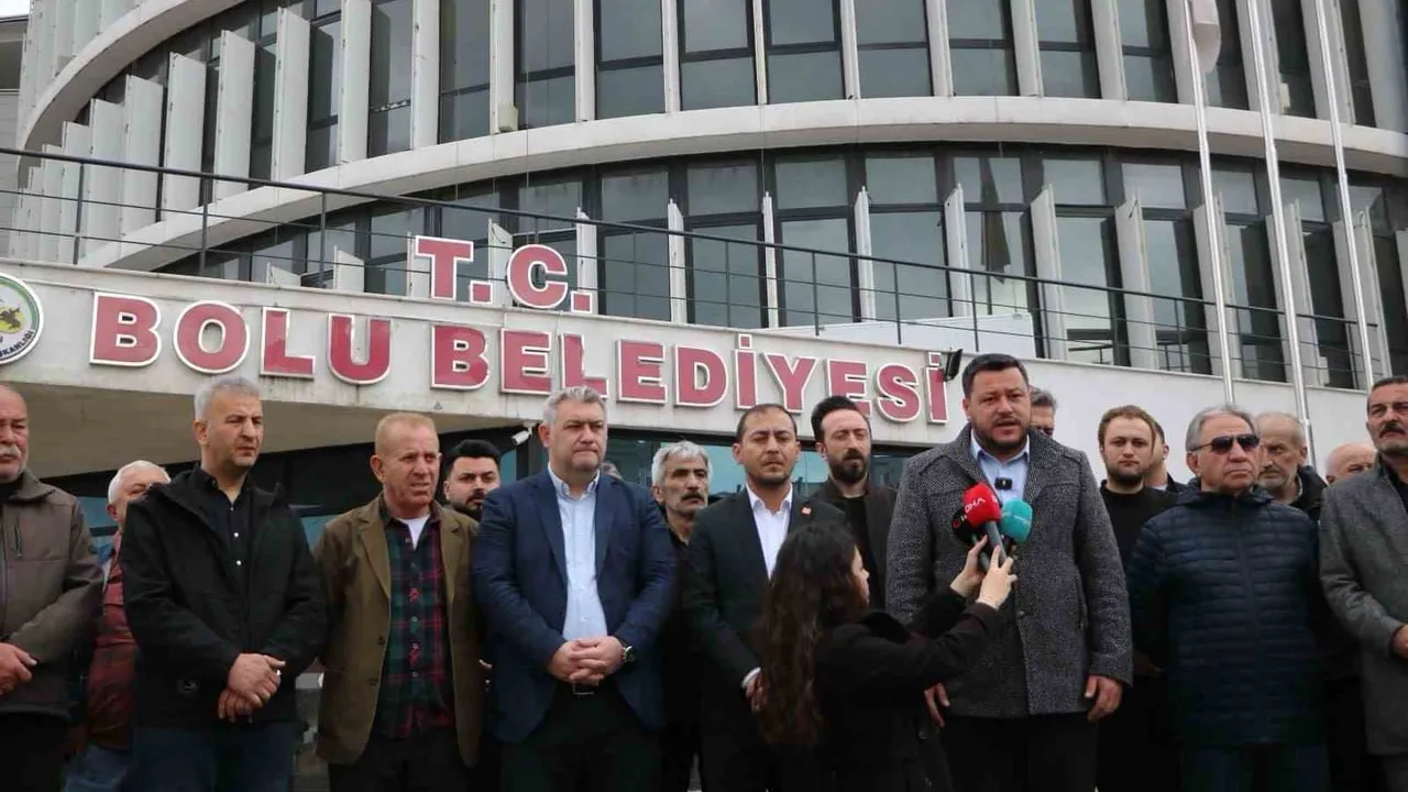 Bolu Belediyesi'ne yönelik 'icbar suretiyle irtikap' soruşturmasında üç kişi daha gözaltına alındı