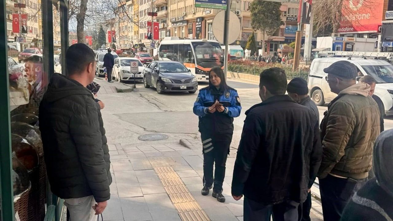 Bozüyük’te Toplum Destekli Polislikten Dolandırıcılık ve Güvenlik Bilgilendirmesi