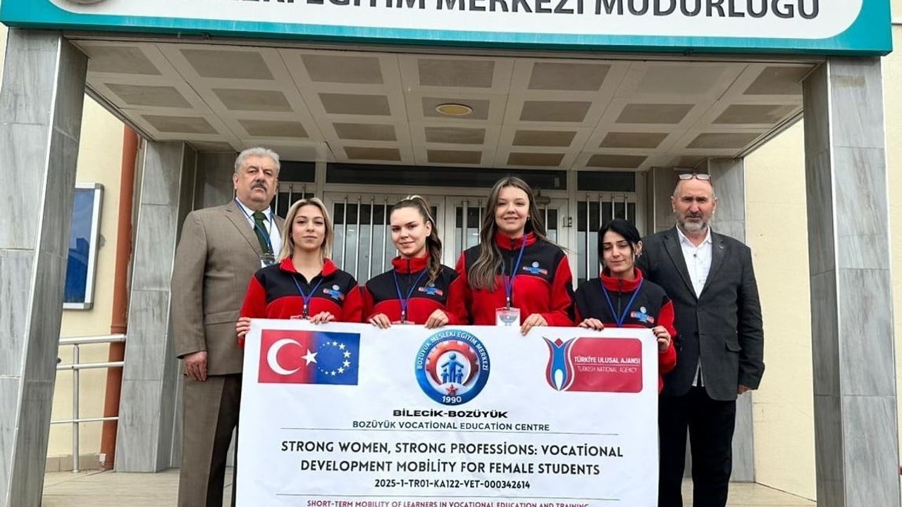 Bozüyük’ten Bremen’e: Mesleki Eğitimde Erasmus+ Hareketliliğiyle 8 Öğrenci Uğurlandı