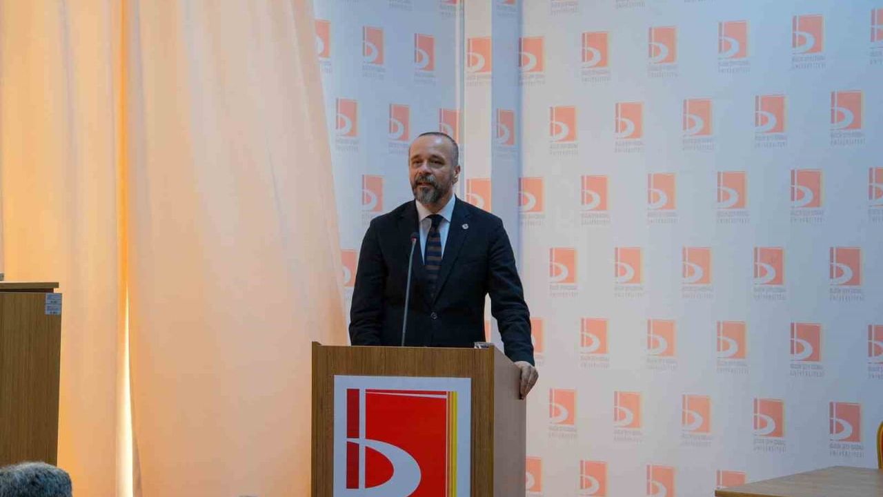 BŞEÜ’de 'Şeyh Edebali’nin Manevî Kimliği' konferansı yoğun katılımla gerçekleştirildi