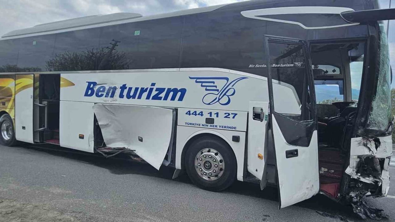 Buharkent’te zincirleme trafik kazası: 1 ölü, 2 yaralı