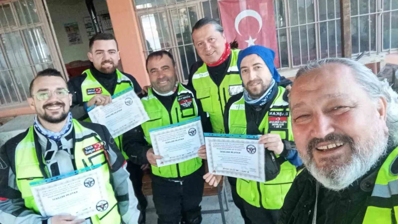 Buldanlı motosikletçiler güvenli sürüşe adım attı: BULMOK eğitimleri Denizli'de yapıldı