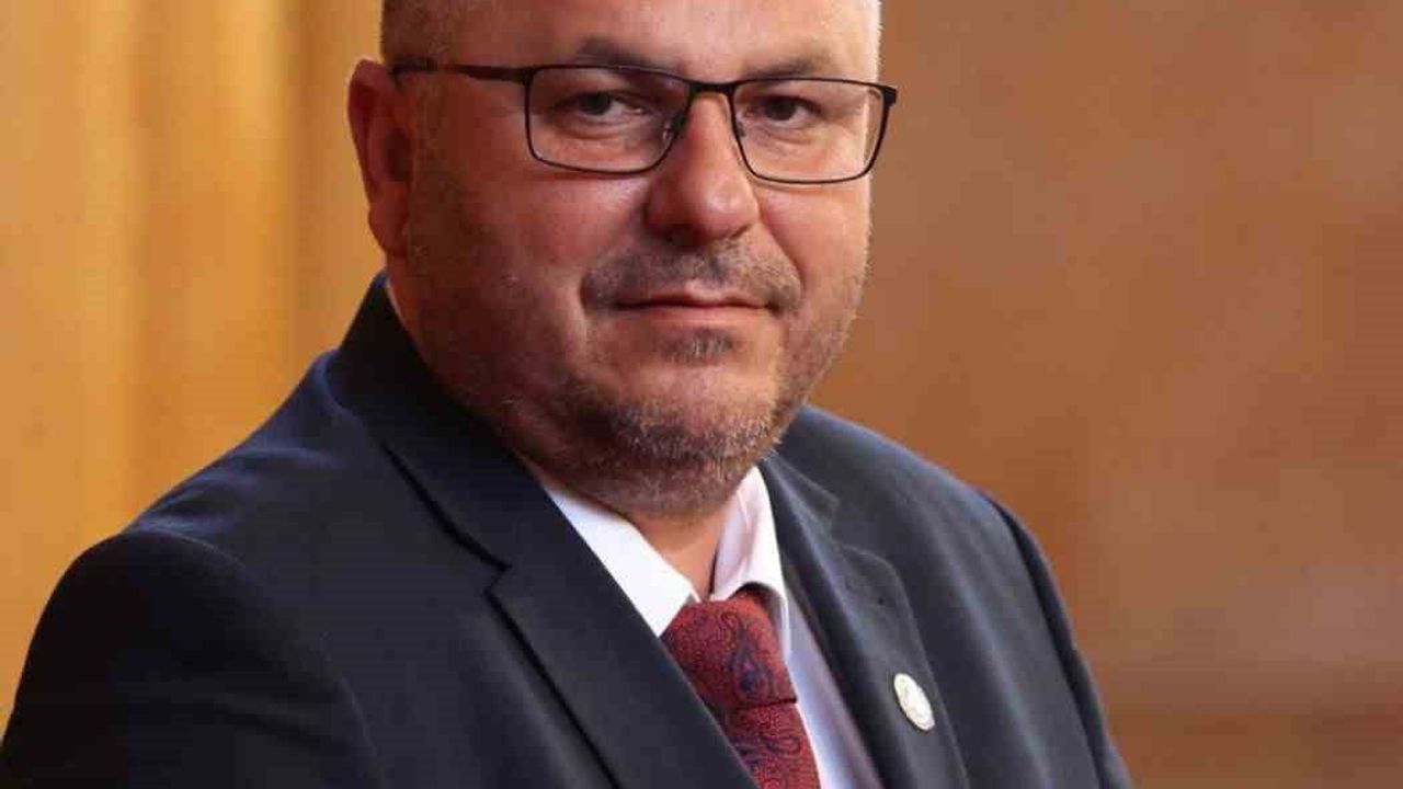 Bulgaristan 19 Nisan 2026 erken seçimleri: Taner Türkoğlu çifte vatandaşlık sorunlarını gündeme taşıdı