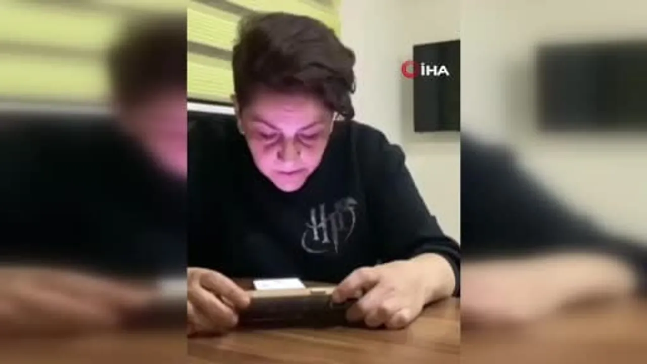 Burdur'da üniversite öğrencilerinden Polis Haftası sürprizi: 'Polise uzanan eller kırılsın' yazılı pasta