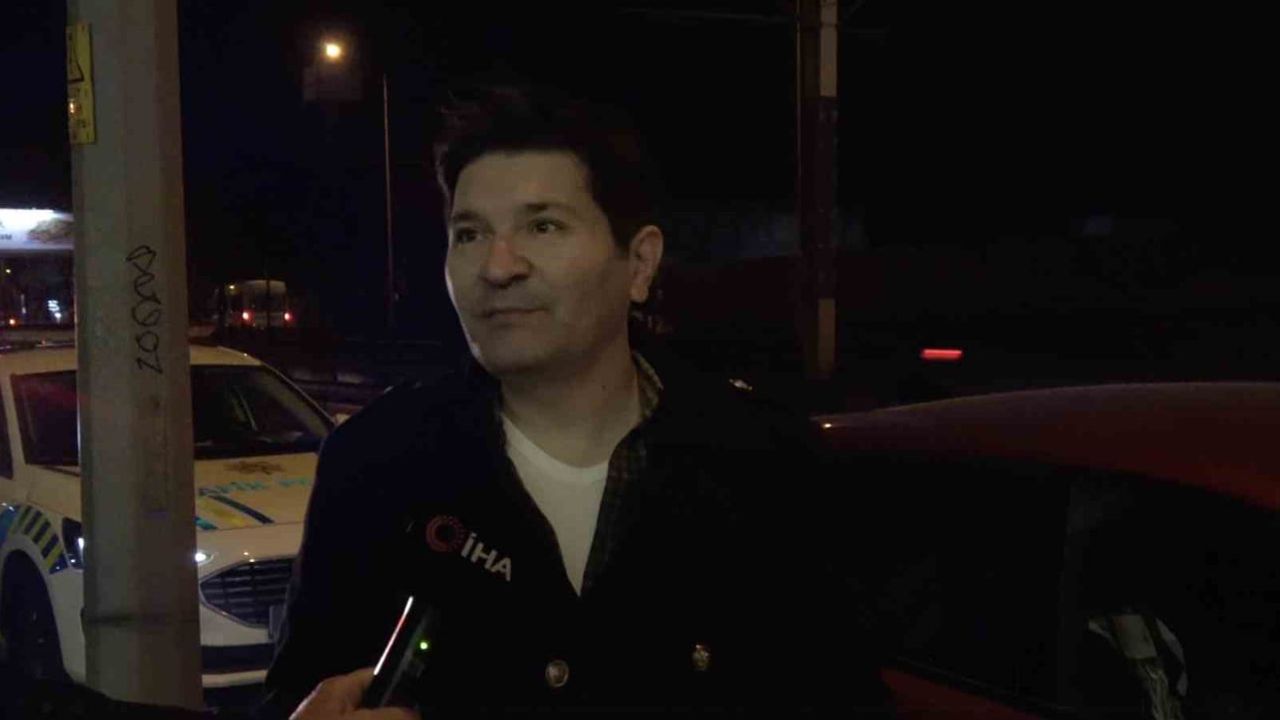 Bursa’da üst geçitten kopan bağlantı demiri yola düştü; bir aracın iki lastiği parçalandı