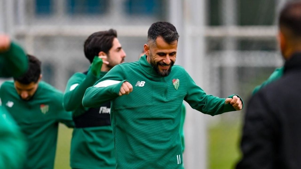Bursaspor, Somaspor maçı öncesi şampiyonluk hazırlıklarına başladı