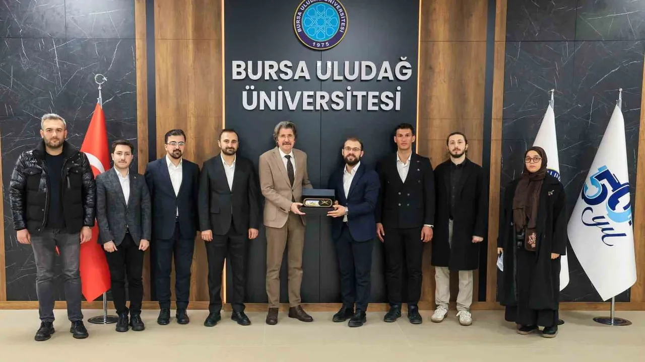 BUÜ ile TÜGVA 'İhtisas Akademi Projesi' için işbirliği protokolü imzaladı