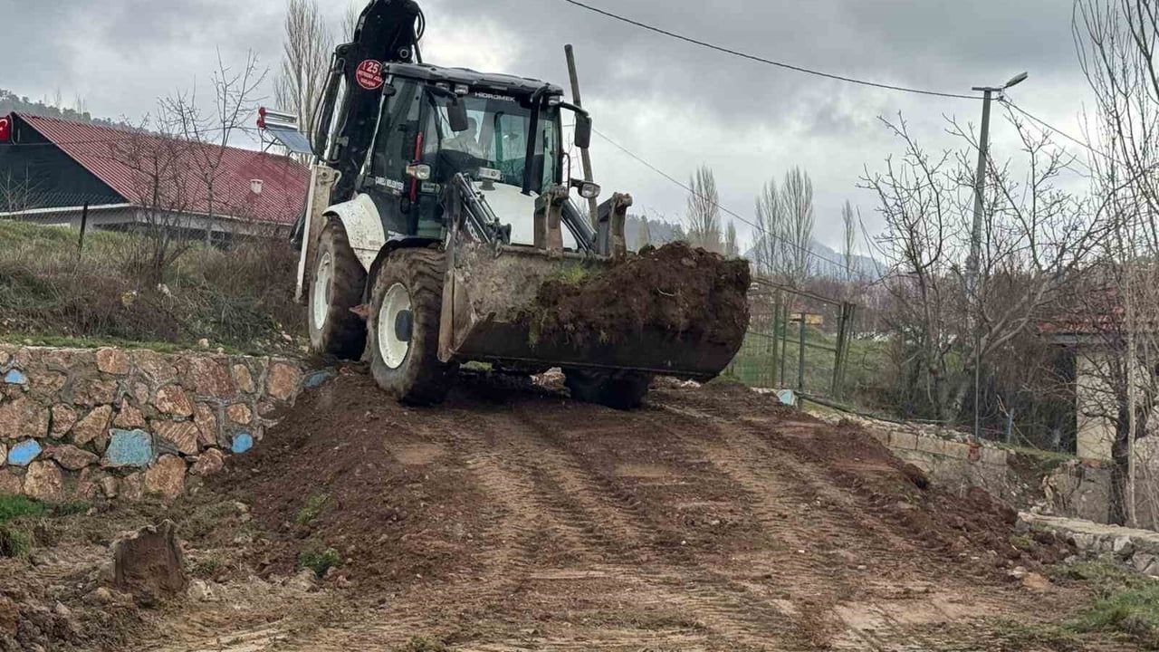 Çameli Belediyesi sosyal tesislerde erişimi kolaylaştırdı: Otopark ve yeni çıkış düzenlemesi