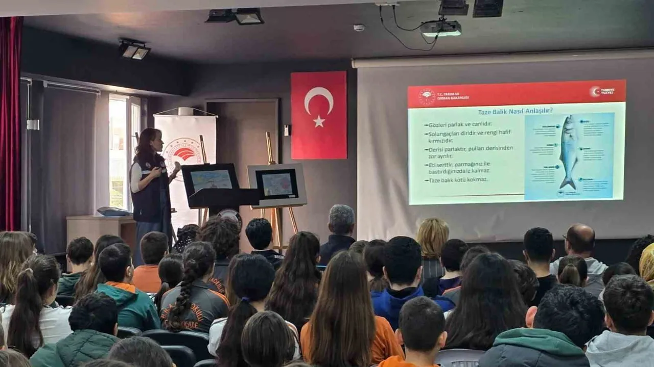 Çanakkale'de Okullarda 'Balık Tüketiminin Beslenmedeki Rolü' Eğitimi