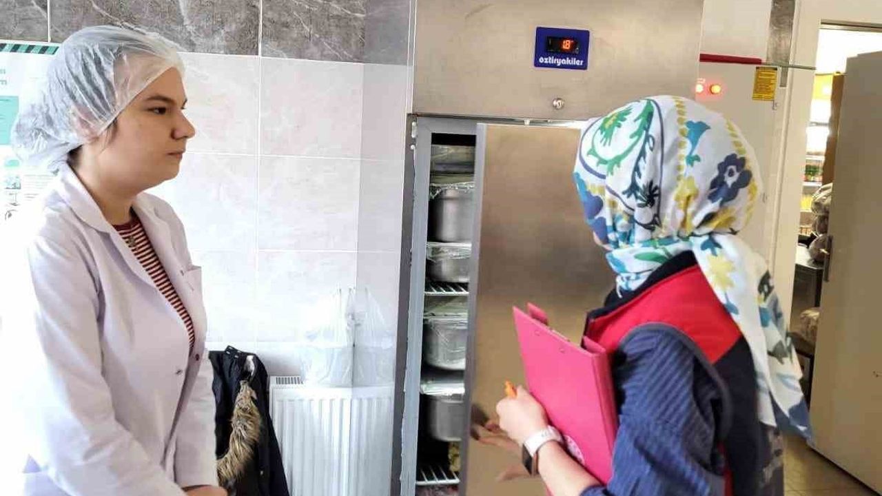 Çanakkale'de yurt yemekhanelerine eş zamanlı denetim