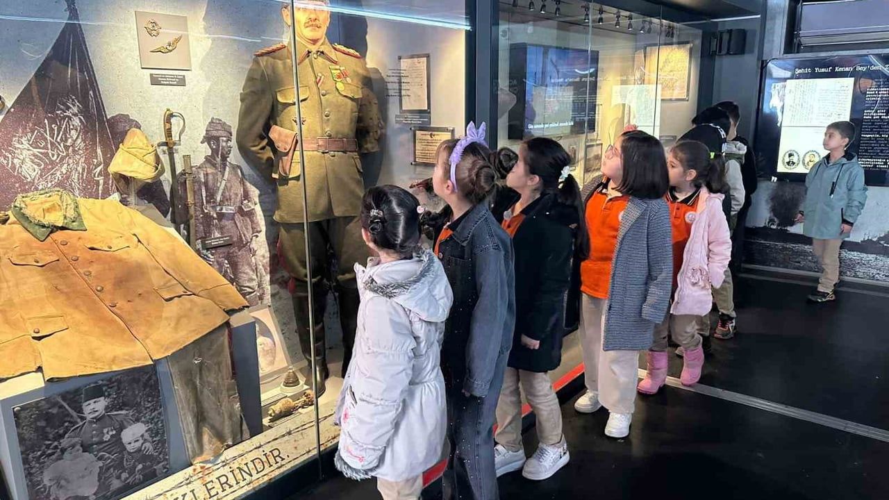 Çanakkale Savaşları Mobil Müzesi Darende'de: 2-3 Nisan'da Köprügözü'nde Ziyarete Açılacak