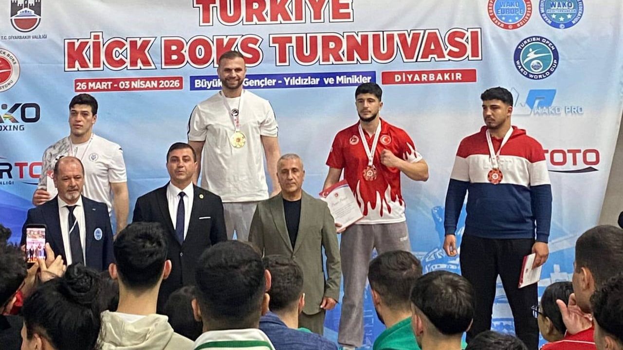 Caner Demir, Diyarbakır'da +91 kg Lowkick'te Türkiye 3.'sü