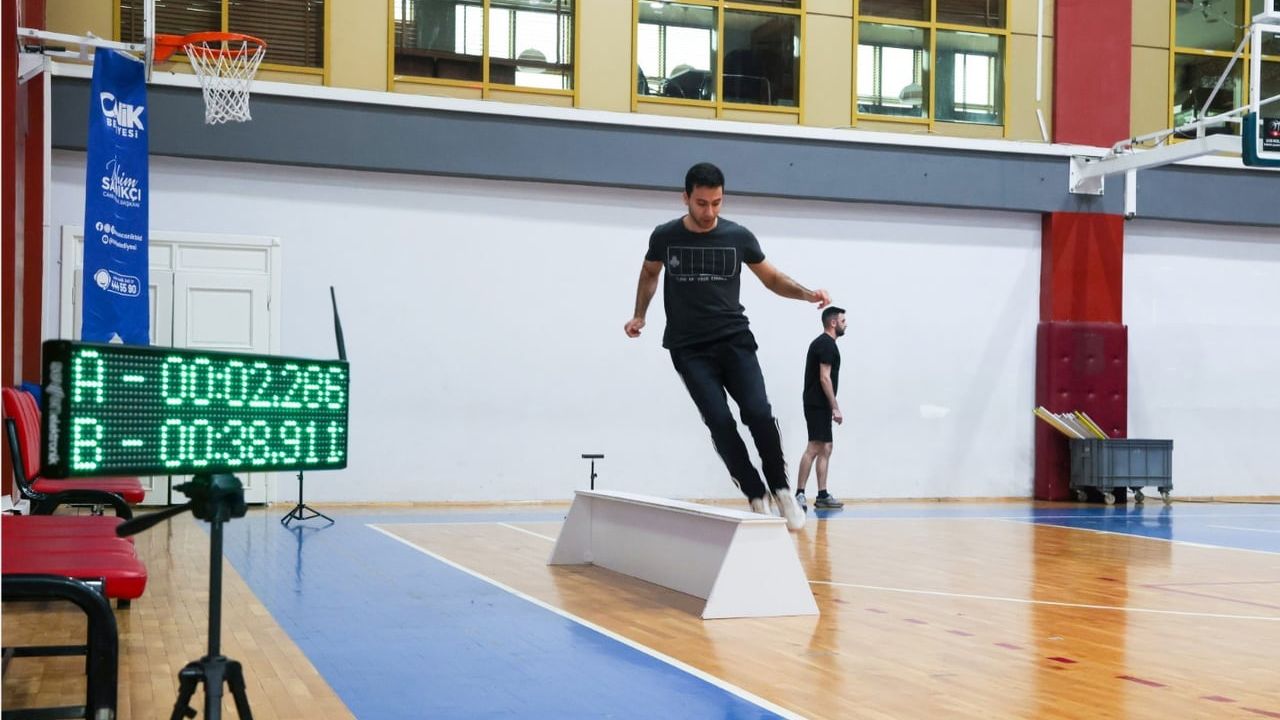 Canik Belediyesi'nin Ücretsiz Akademiye Hazırlık Kursları 33. Dönem POMEM Adaylarını Destekliyor