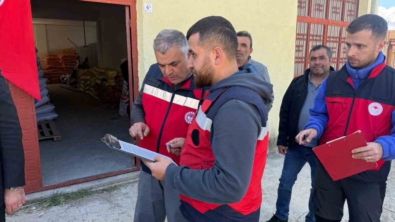 Çavdarhisar'da çiftçilere %50 ve %75 hibeli tohum desteği dağıtıldı