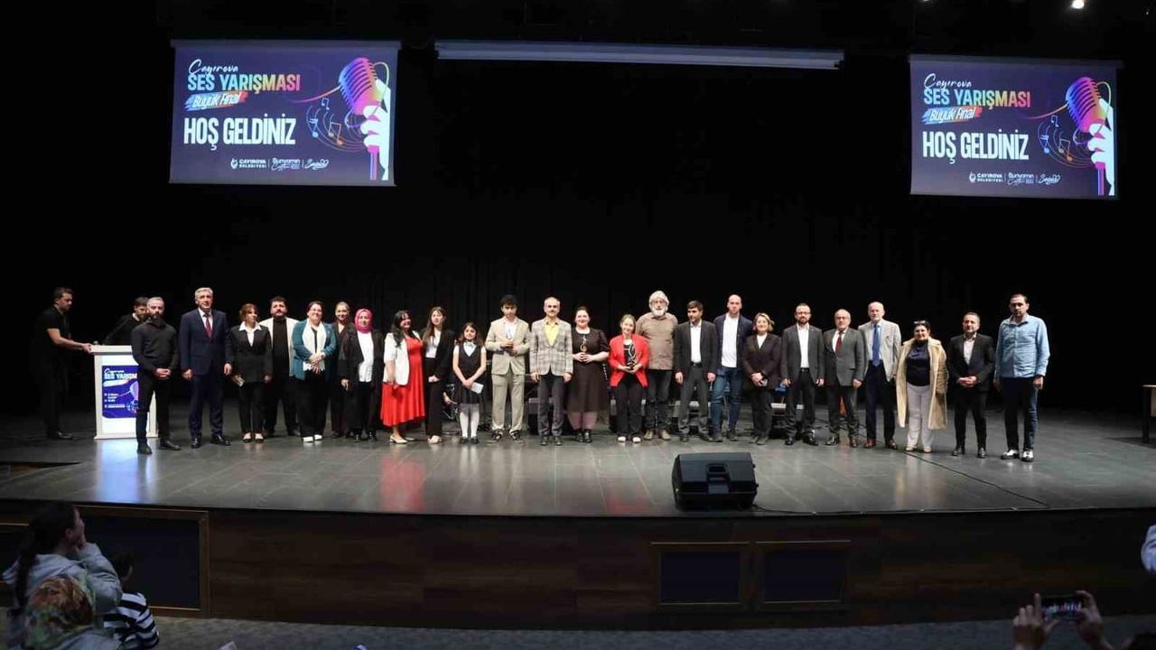 Çayırova Ses Yarışması'nda Elif Rana Aksoy birinci oldu