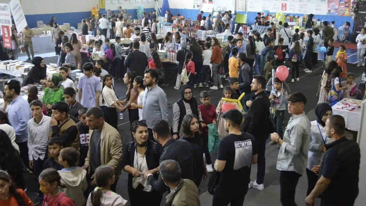 Çermik'te 6. Geleneksel Kitap Fuarı için hazırlıklar başladı