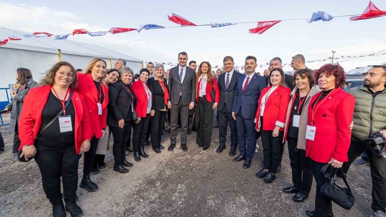 Çeşme’de 'Hanem Çeşme' kiralık sosyal konut projesinin temeli atıldı