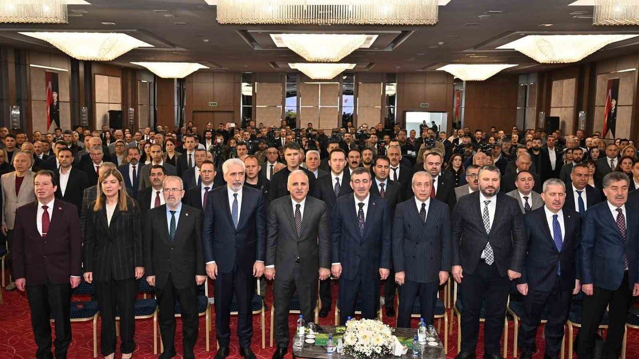 Cevdet Yılmaz: Doğu ve Güneydoğu'da lojistik çeşitlendirme ve bölgesel kalkınma önceliğimiz