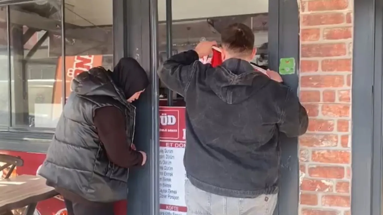 Cide'de mühürlenen dönerci açıldı: Numuneler temiz çıktı