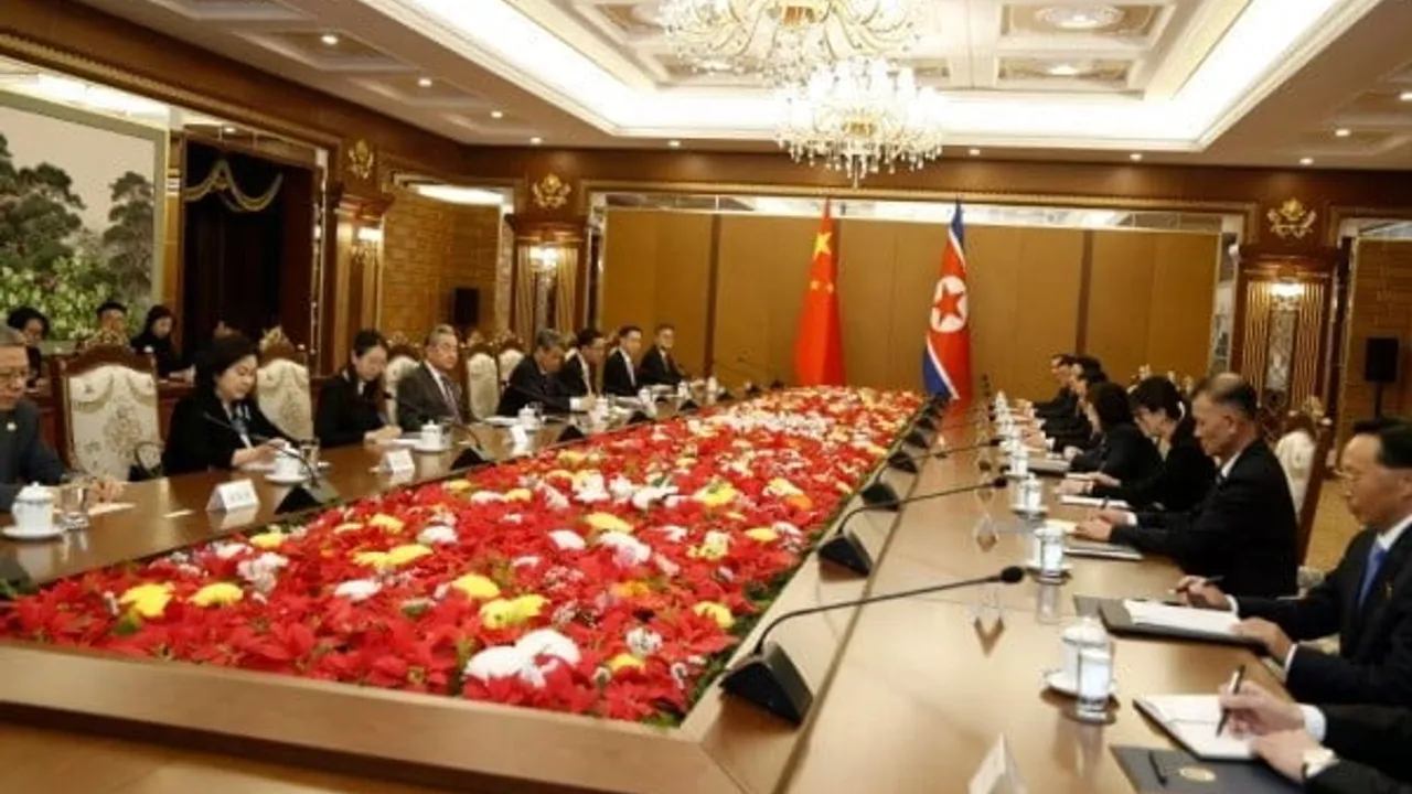 Çin Dışişleri Bakanı Wang Yi, Pyongyang'da Choe Son Hui ile Görüştü