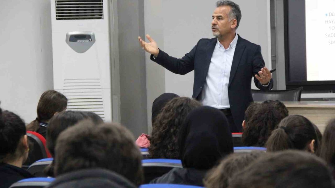 Cizre’de LGS öncesi rehberlik seminerleri başladı — ŞAFAK ile motivasyon ve zaman yönetimi ön planda