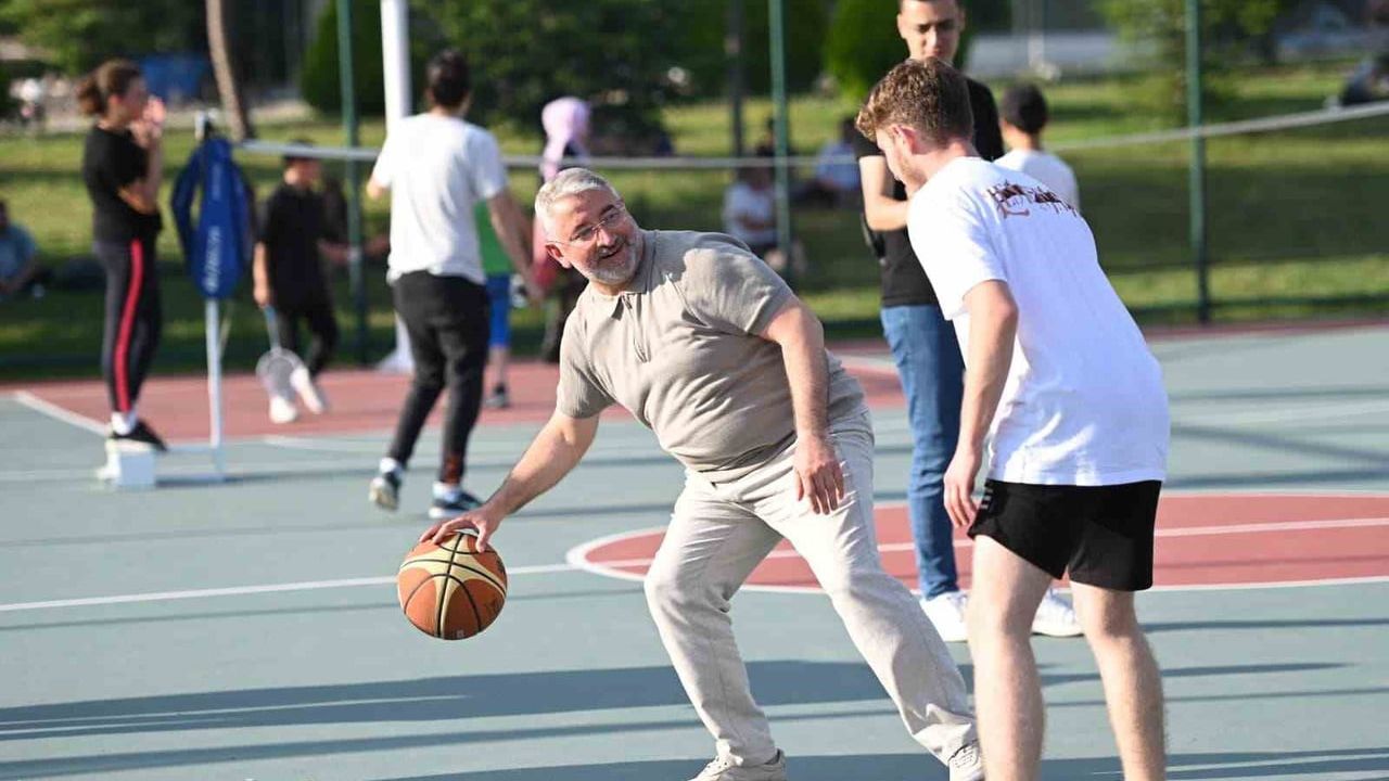 Çorum Belediyesi 'Gençlik Spor Oyunları' ile 19 Mayıs'ta gençleri 8 branşta buluşturuyor