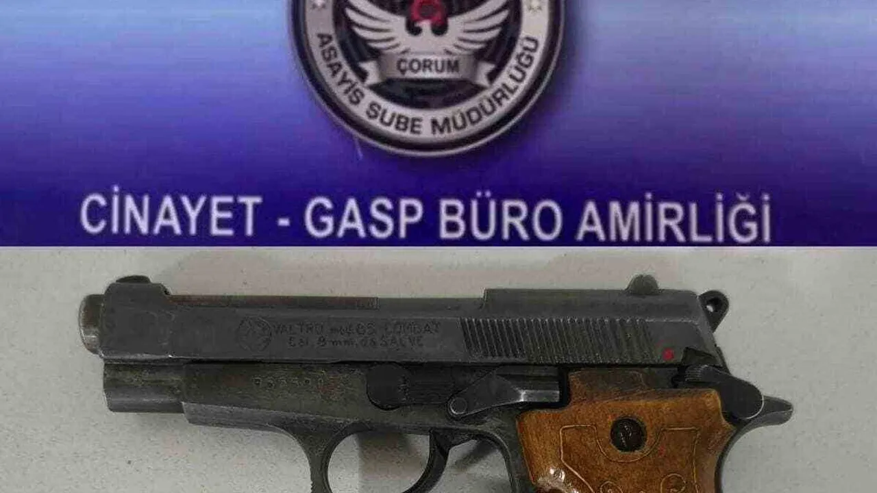 Çorum'da 3-10 Nisan Denetimleri: 3.143 Kişinin Kimlik Sorgulaması, 2 Aranan Şahıs Yakalandı