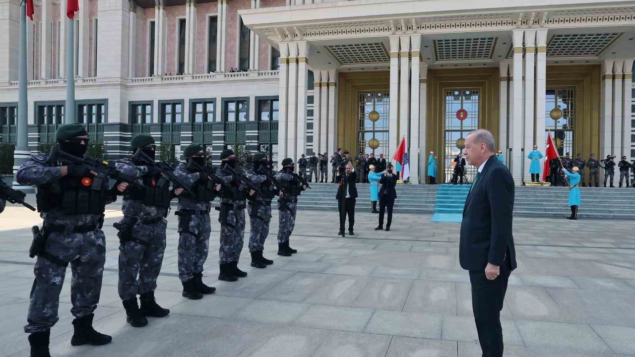 Cumhurbaşkanı Erdoğan, Türk Polis Teşkilatı’nın 181. kuruluş yılını Cumhurbaşkanlığı Külliyesi’nde kutladı
