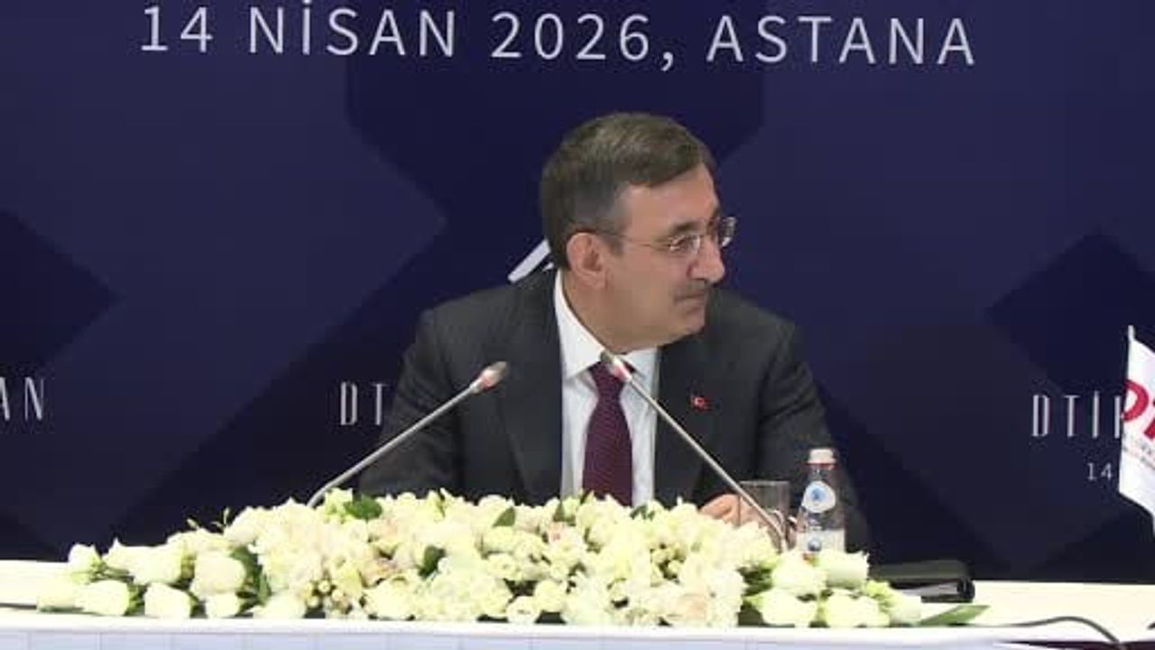 Cumhurbaşkanı Yardımcısı Cevdet Yılmaz, Astana'da Dünya Türk İş Konseyi Toplantısı'nda Konuştu