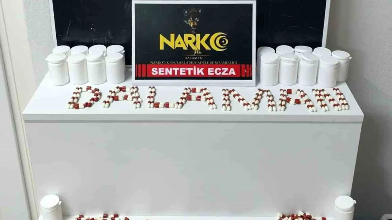 Dalaman Otogarında Narkotik Operasyonu: 1027 Adet Sentetik Ecza Ele Geçirildi