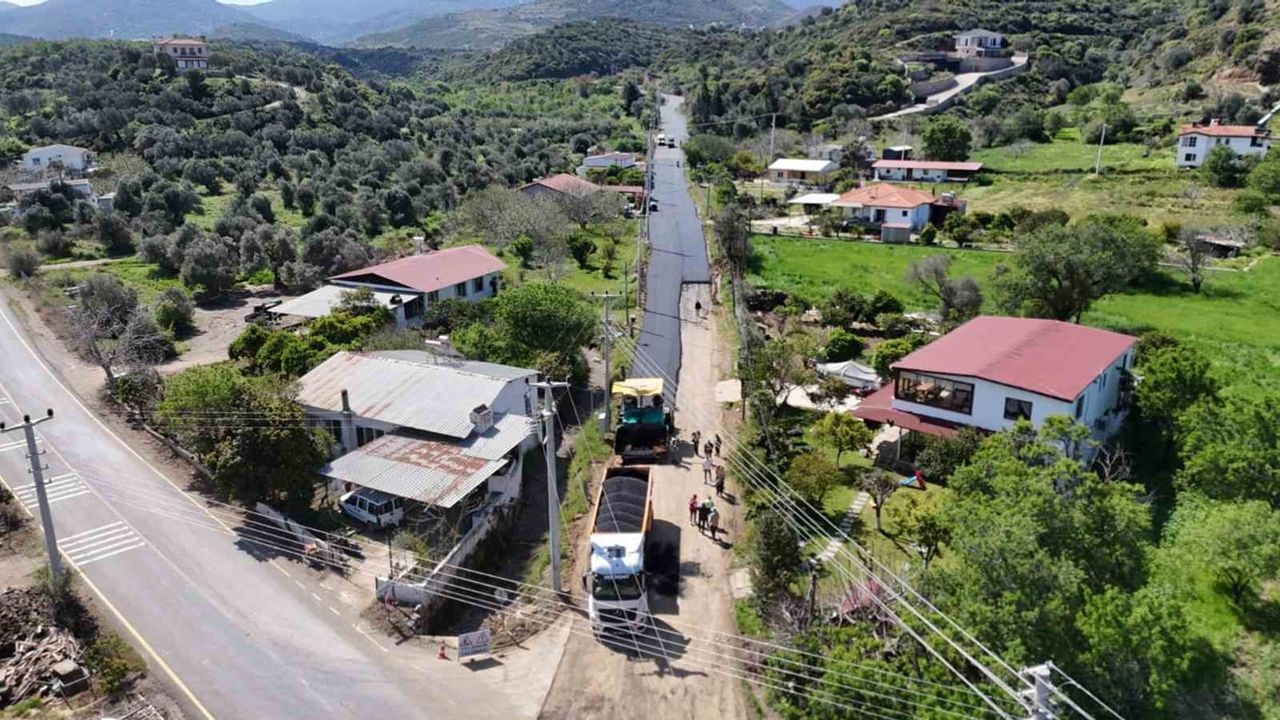 Datça merkezinde 13 km sıcak asfalt ve 7 km yağmursuyu hattı tamamlandı