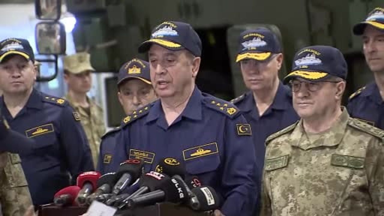 Deniz Kuvvetleri Komutanı Tatlıoğlu: Uçak gemisi inşası süratle devam ediyor, TCG-Kocatepe'nin ilk bloğu kızağa kondu