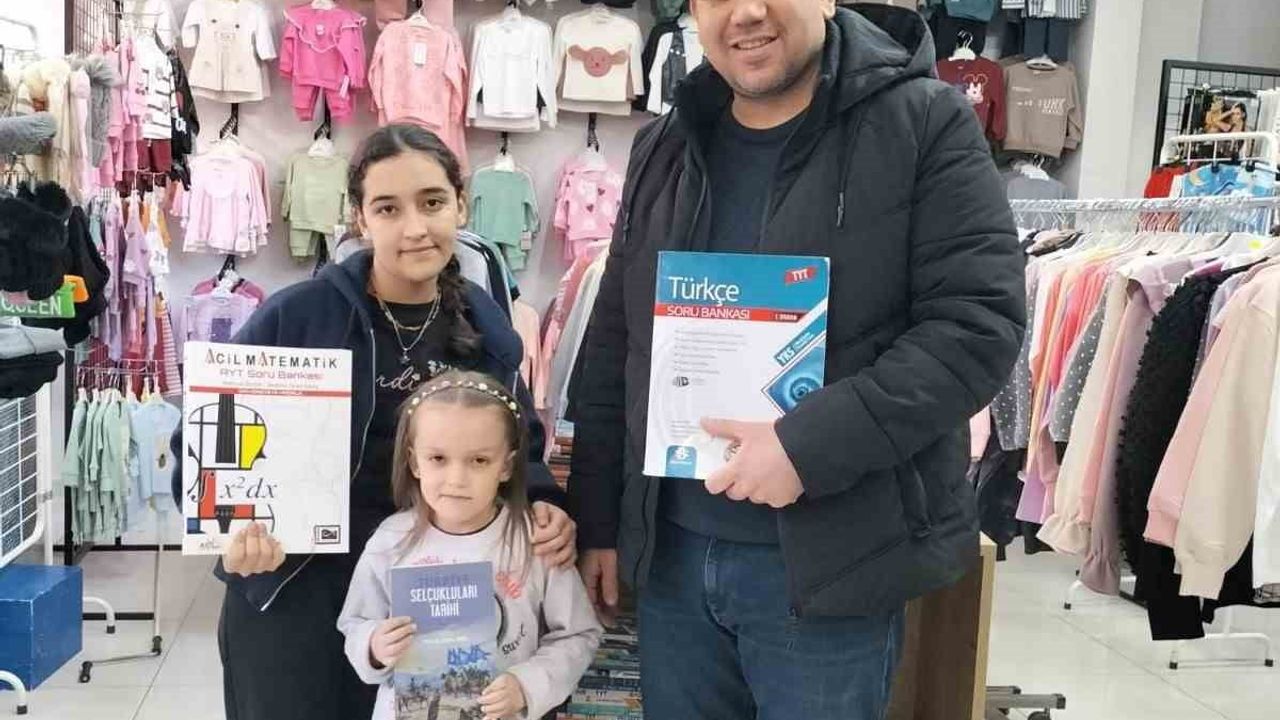 Denizli’de 7 yıldır süren 'Her alışverişe bir kitap' kampanyası binlerce kişiye kitap ulaştırdı