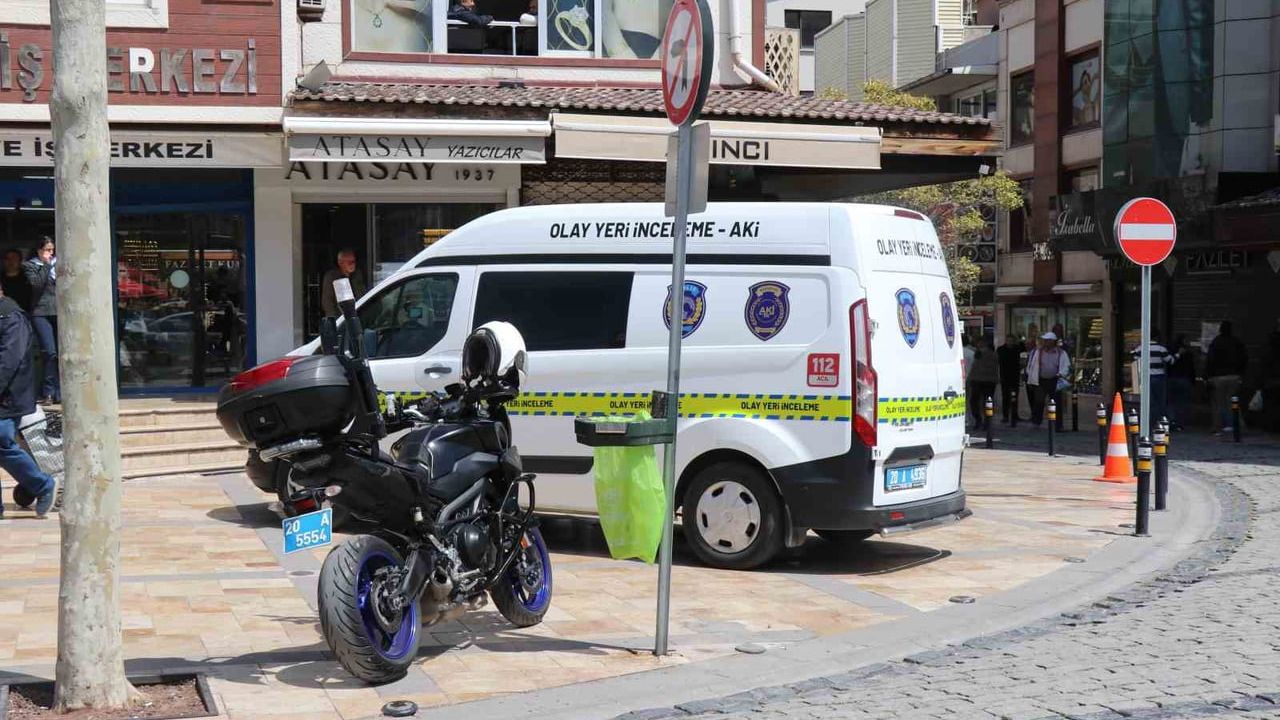 Denizli'de döviz bürosunda alacak verecek tartışması silahlı yaralanmayla sonuçlandı