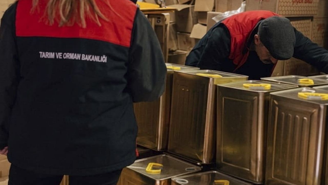 Denizli Pamukkale’de sahte ve etiketsiz bal operasyonu: 4 bin 238 kilogram ele geçirildi