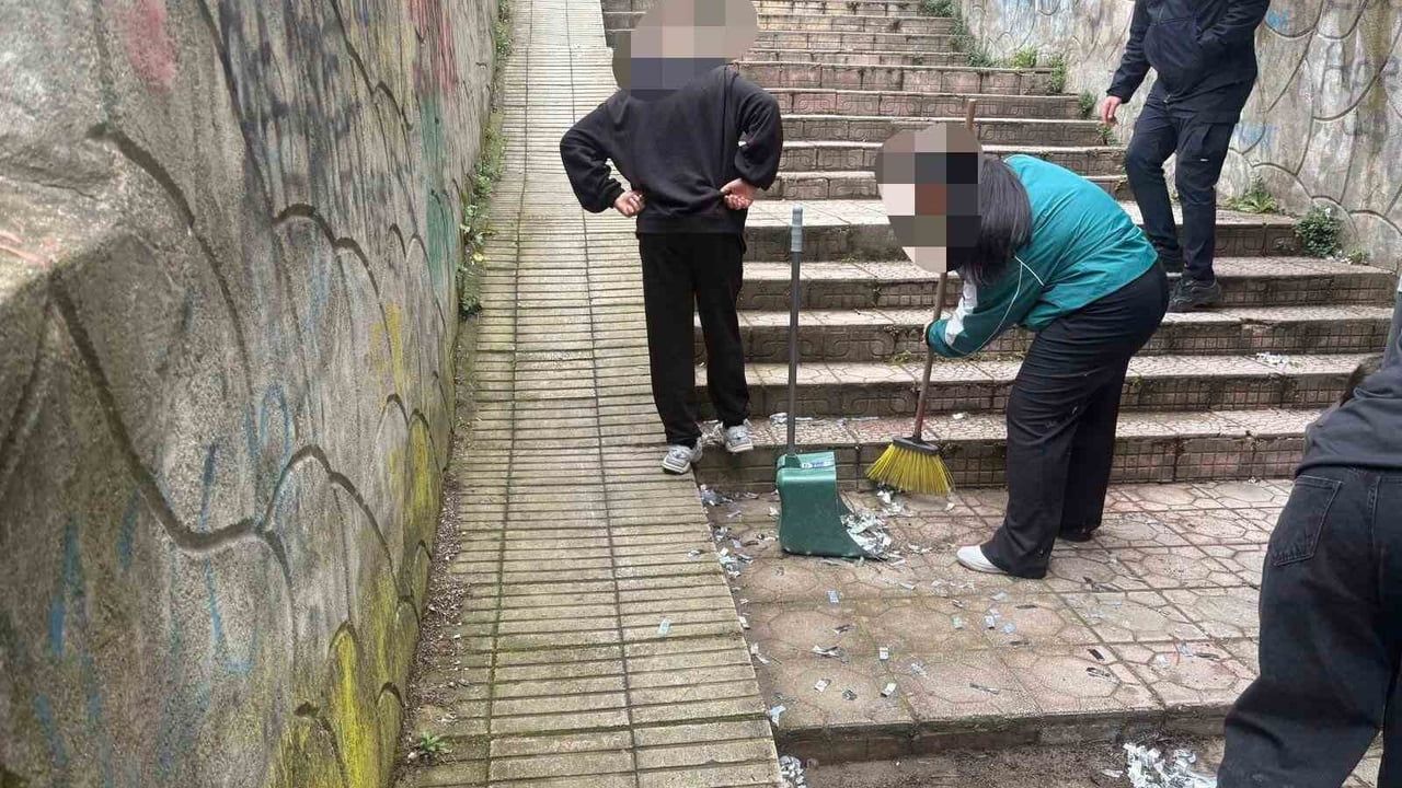 Devrek'te doğum günü konfeti kirliliği: Gençler uyarıldı, alan temizlendi