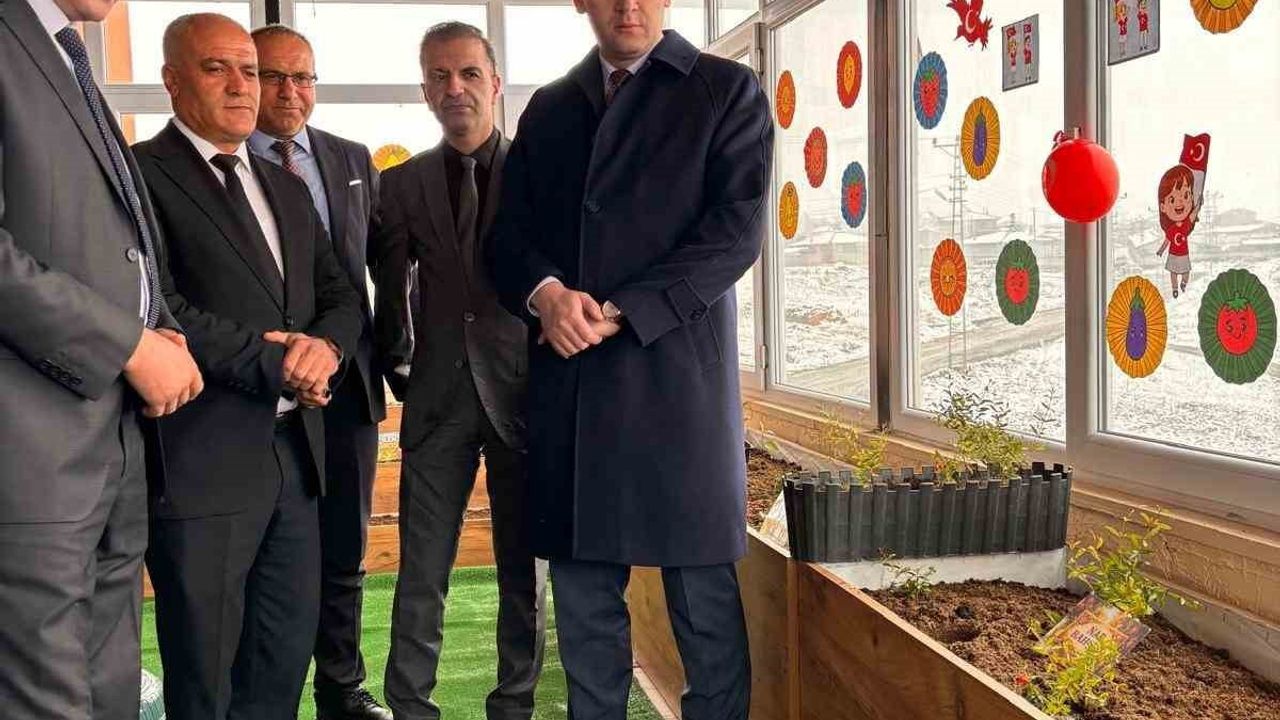 Diyadin'de Mehmet Akif Ersoy İlkokulu'na Tarım Sınıfı açıldı