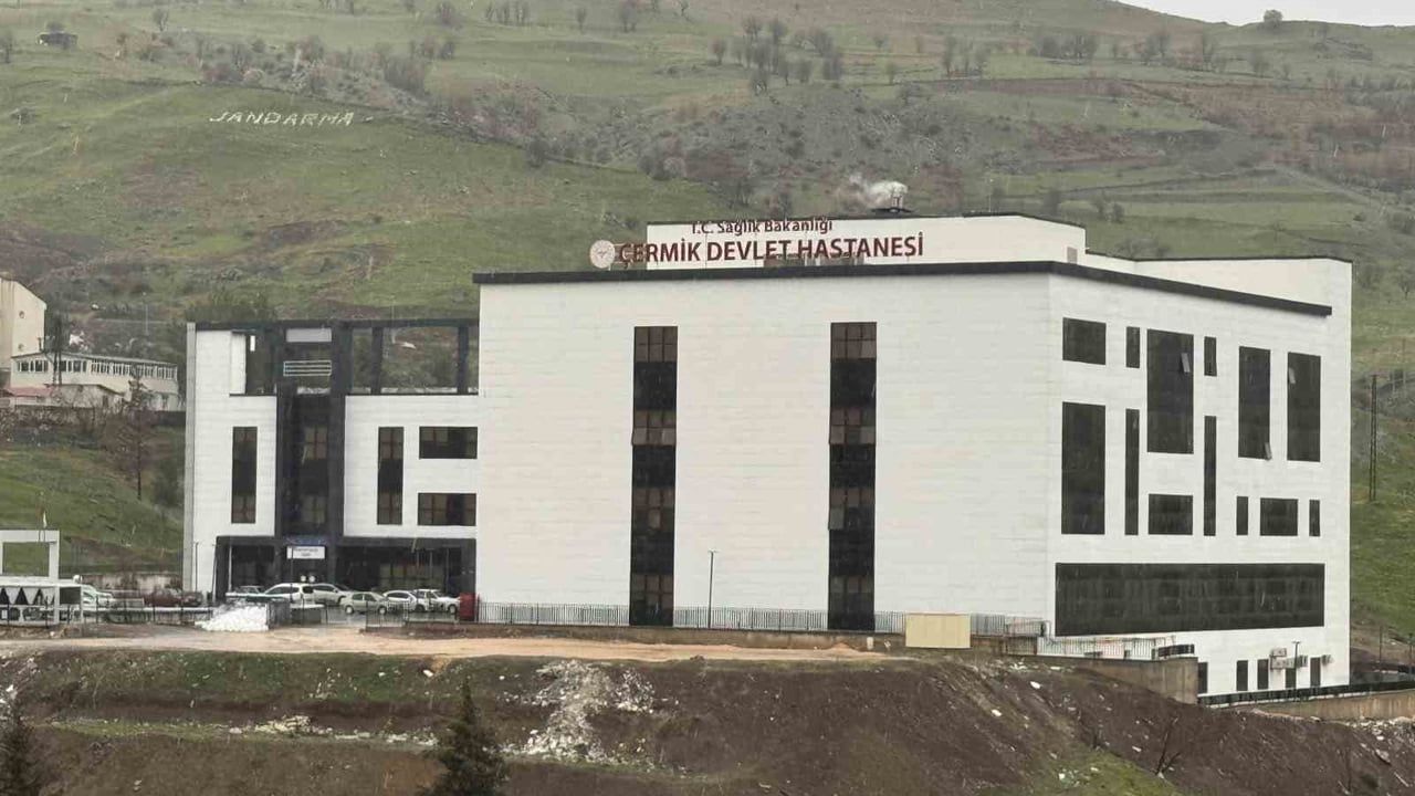 Diyarbakır Çermik’te 6 yaşındaki ilkokul öğrencisi Eylül Karadağ kalp krizi sonucu yaşamını yitirdi