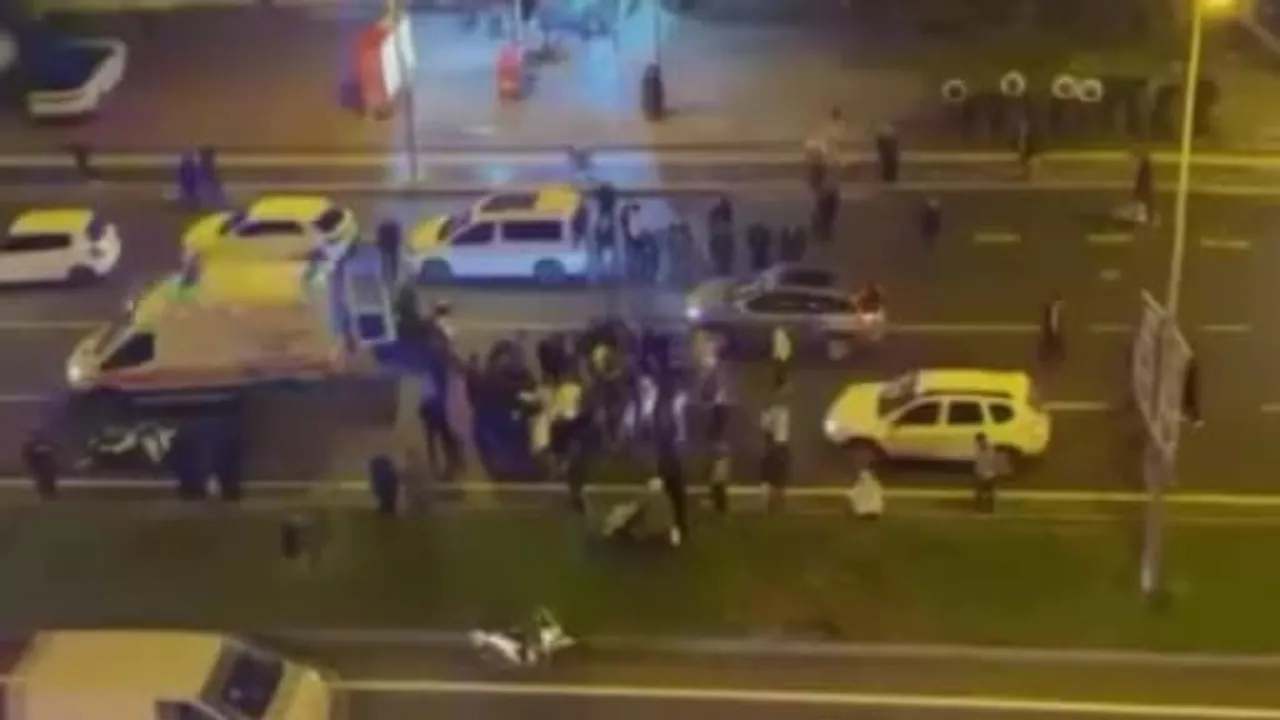 Diyarbakır'da otomobil ile motosiklet çarpıştı: 1 yaralı