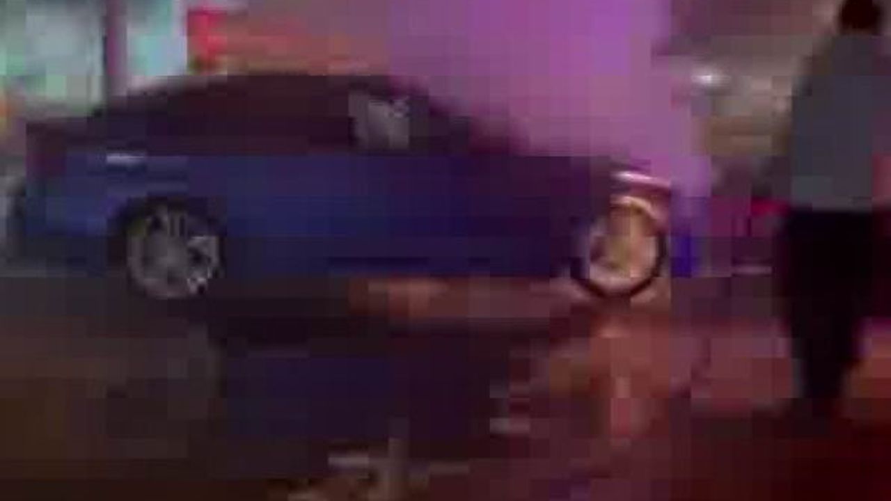 Diyarbakır'da seyir halindeki otomobil yandı; araç kullanılamaz hale geldi