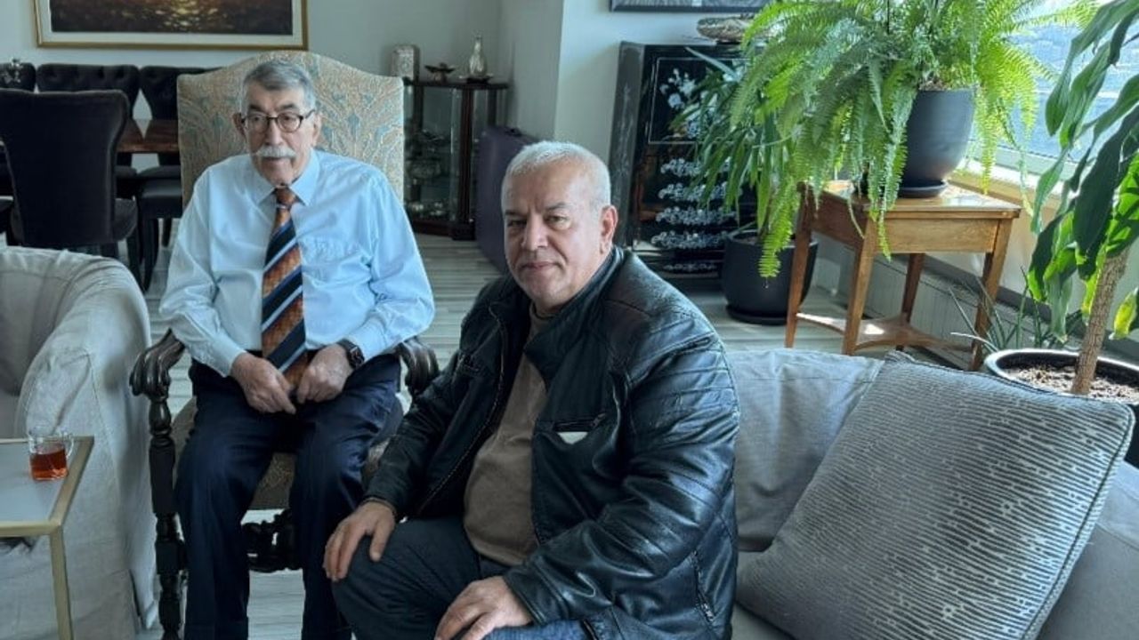Diyarbakır’ın Derman Babası Yılmaz Acu'dan eski Bakan Abdülkadir Aksu'ya vefa ziyareti