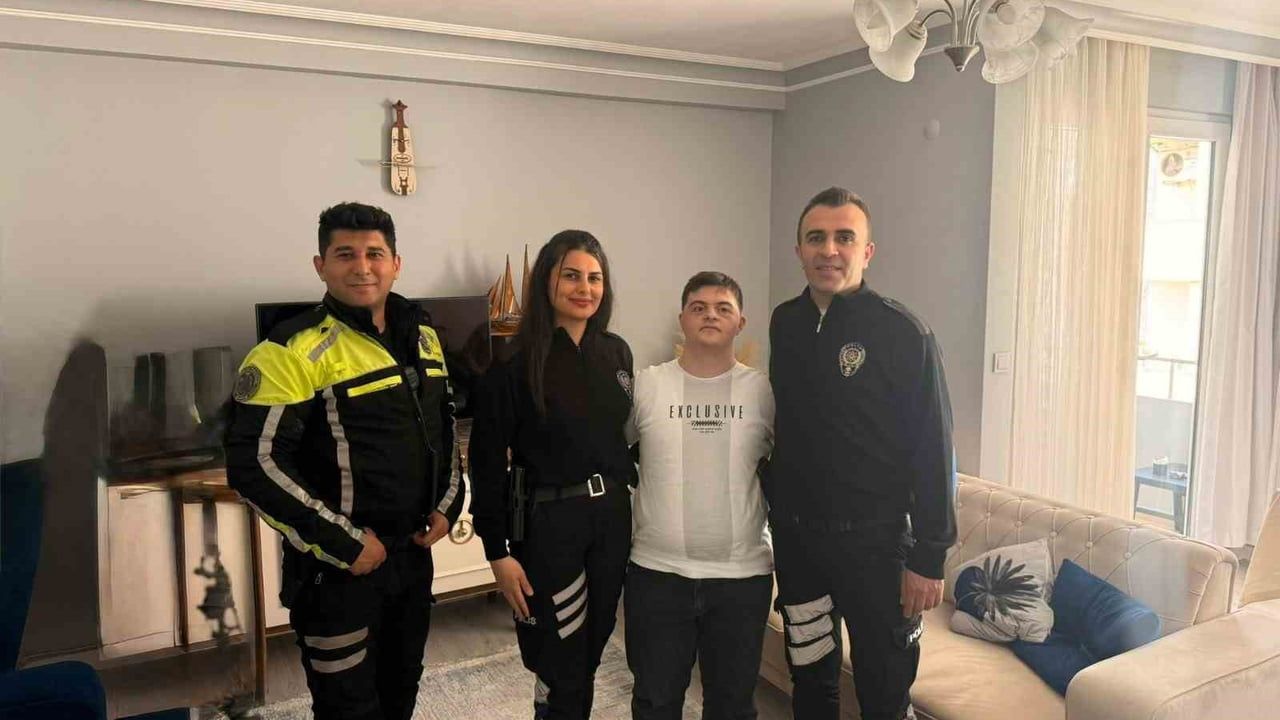 Down sendromlu Melik için polislerden sürpriz doğum günü kutlaması