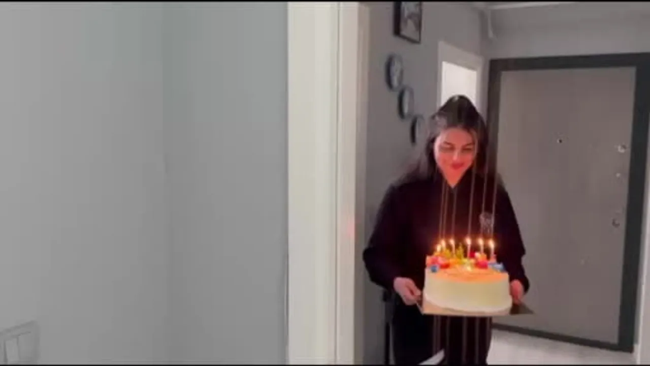 Down sendromlu Melik’in doğum gününde polislerden sürpriz kutlama