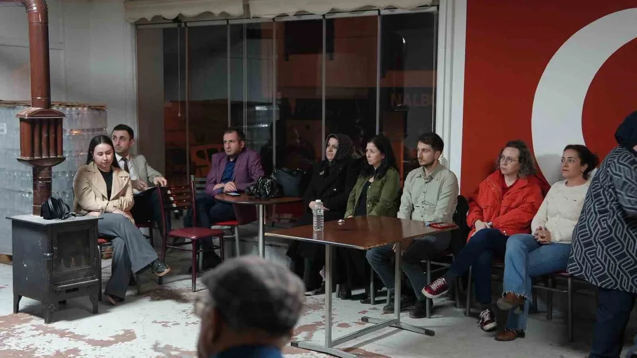 Düzce Aile Akademisi Aydınpınar’da aile içi iletişim eğitimi düzenledi