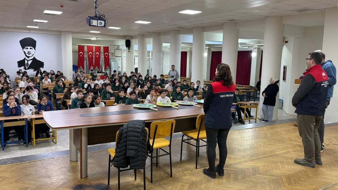 Düzce'de 6. Sınıf Öğrencilerine Organik Tarım ve Kahverengi Kokarca Eğitimi